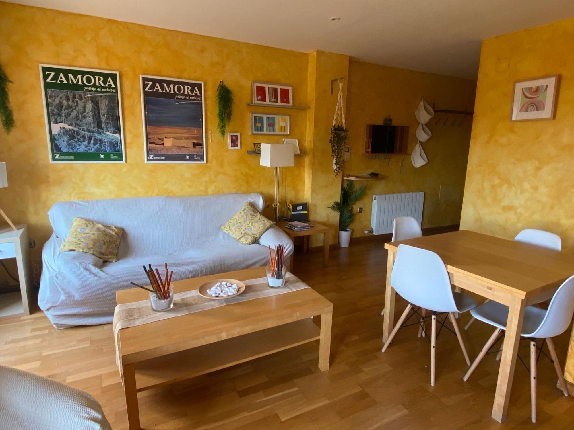 Atico Centrico Con Terraza Y Garaje Apartment Benavente Exterior photo